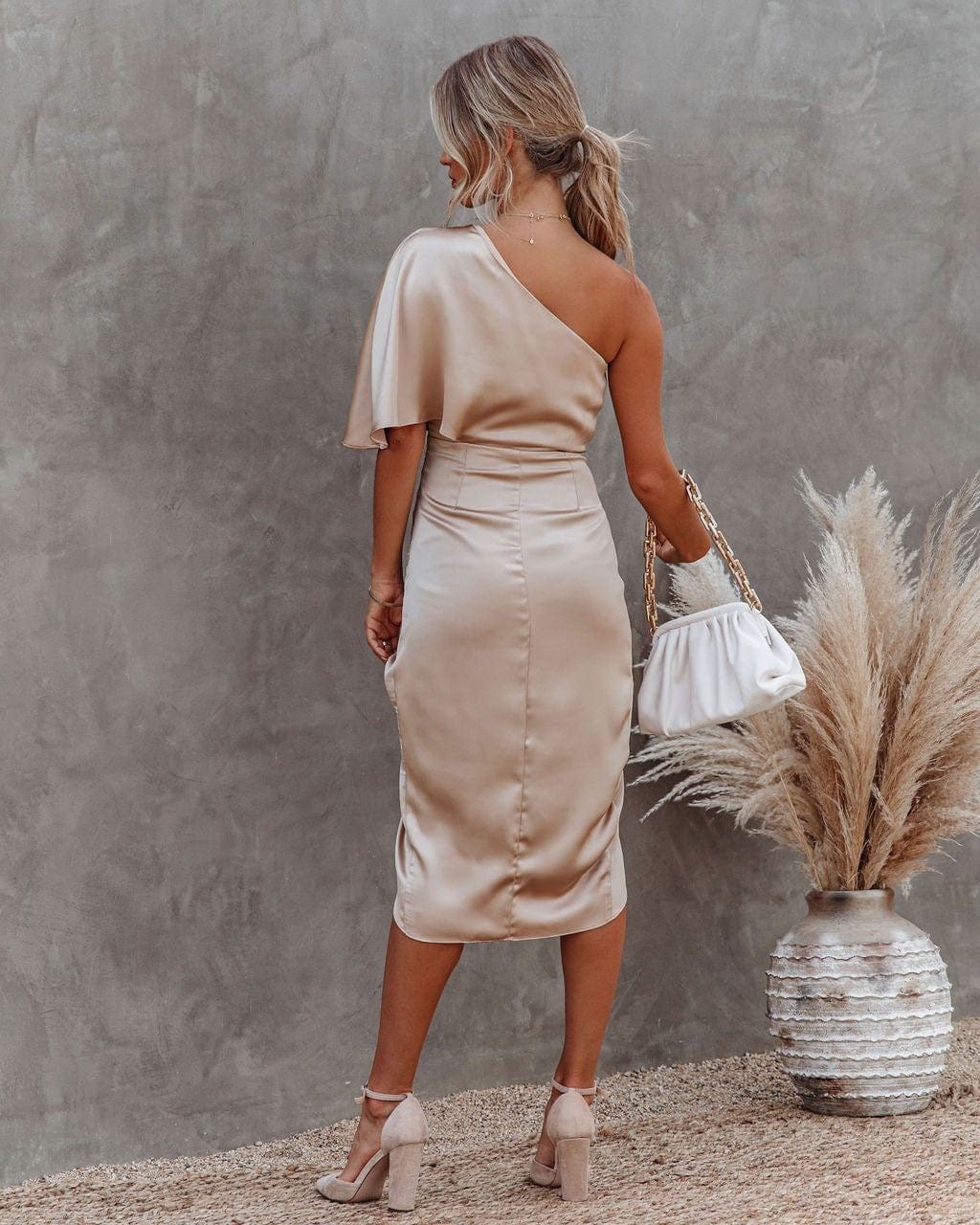 Elegantes Satin-Kleid One-Shoulder mit Drapierung Abendkleid