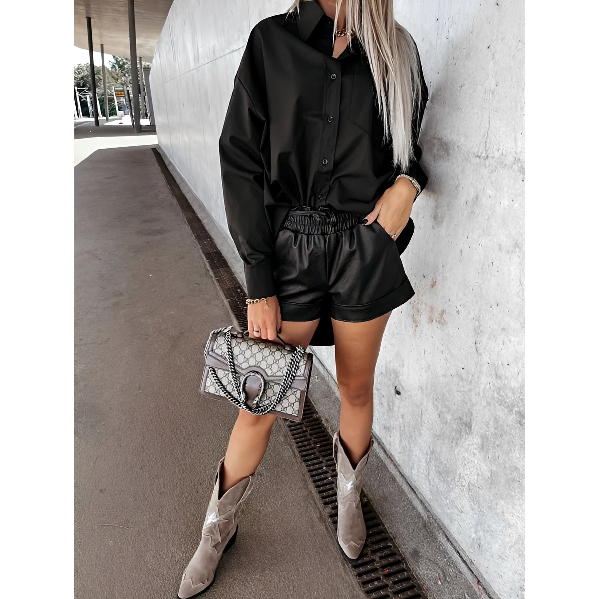 Elegante Damenbluse Langärmlig Dekolleté - BerlinGlamour