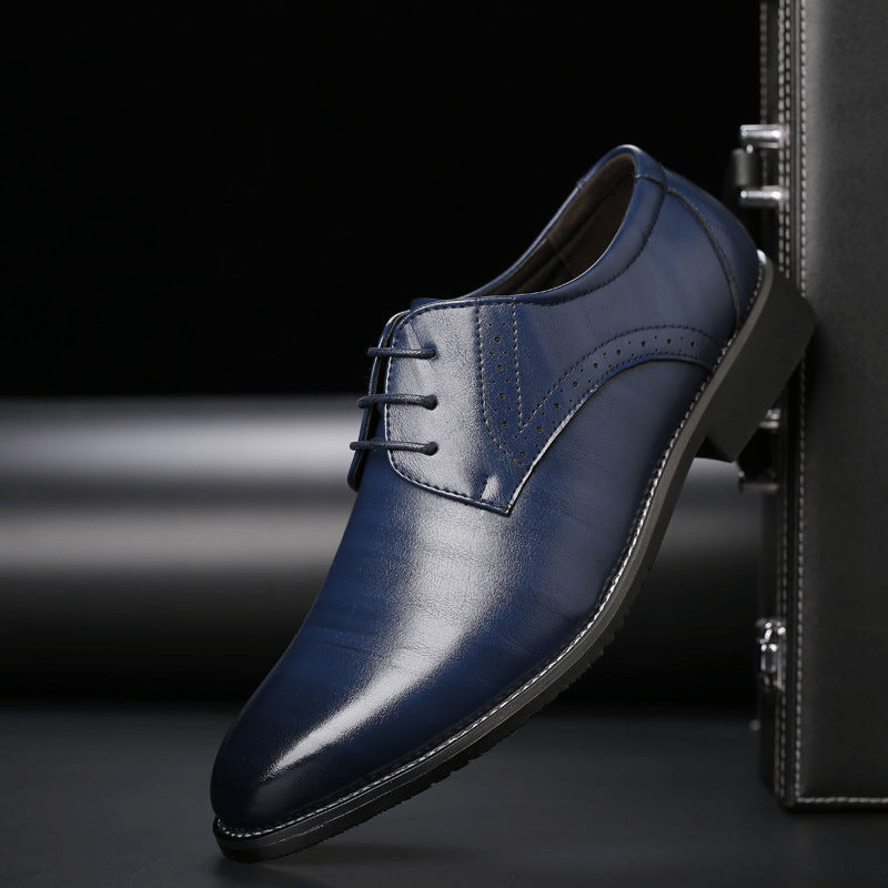 Herren Schnürschuhe mit Brogue Details Elegantes Leder