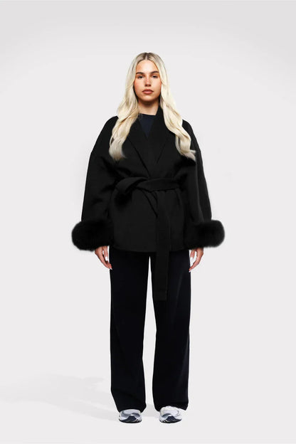 Lana Luxe Coat schwarz, casual kombiniert