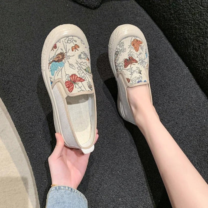 Traditionelle Heidi Schuhe Bestickt Moderne Mode - BerlinGlamour