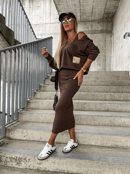 Modisches Streetwear Set: Cropped Pullover mit Midirock