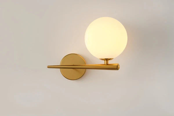 Goldene LED Wandlampe Modern Kugelform