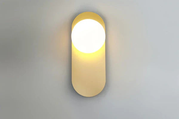 Goldene LED Wandlampe Modern Kugelform