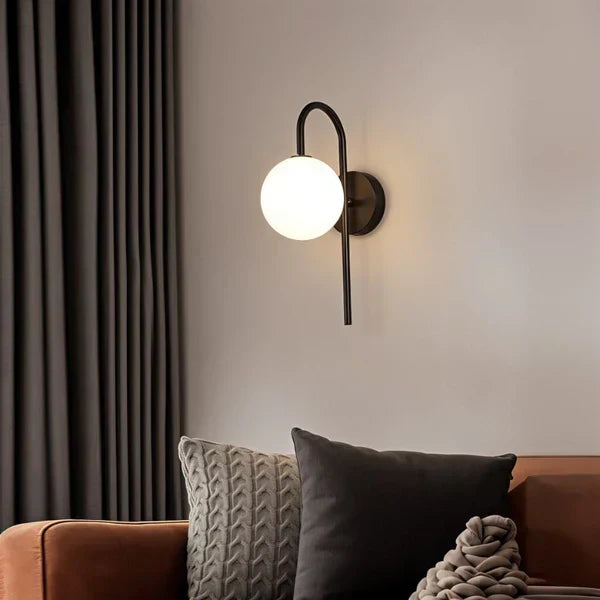 Goldene LED Wandlampe Modern Kugelform