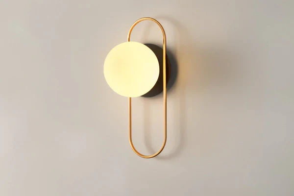 Goldene LED Wandlampe Modern Kugelform