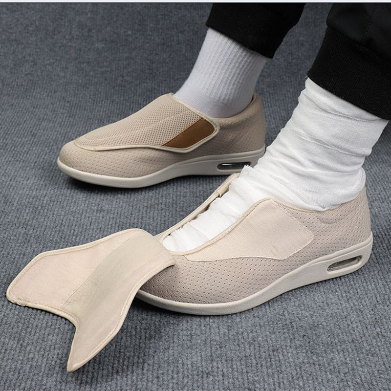 Diabetes-geeignete orthopädische Schuhe mit breitem Leisten für den täglichen Komfort