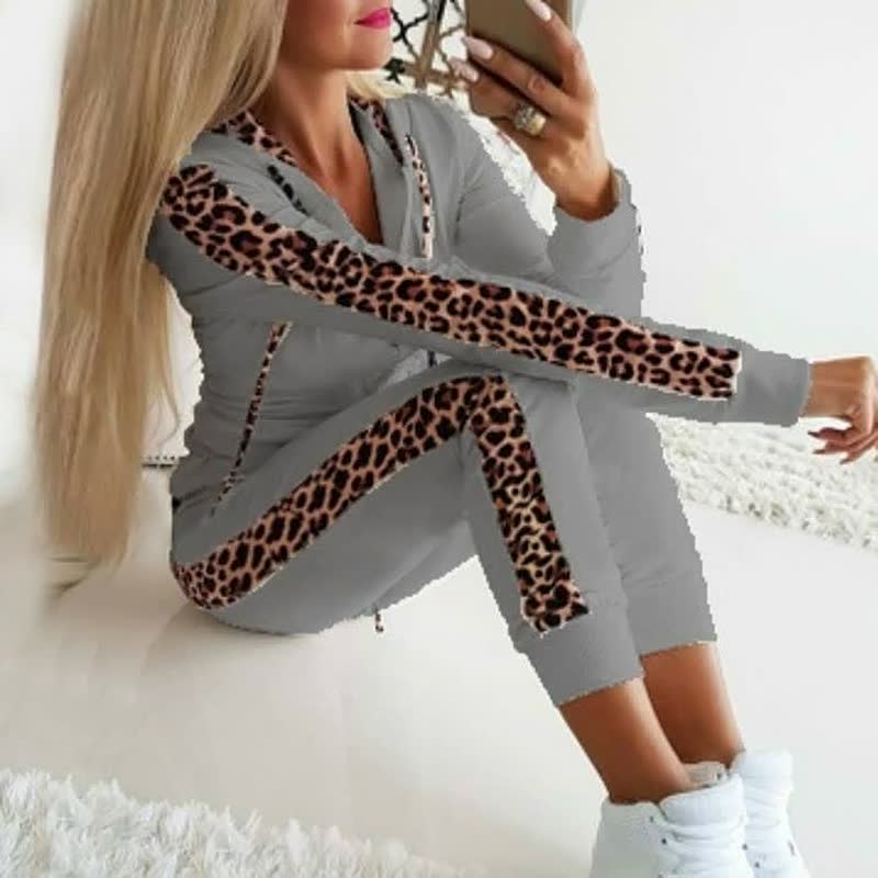 Leondra Damen Jogginganzug Grau mit Leopardenmuster
