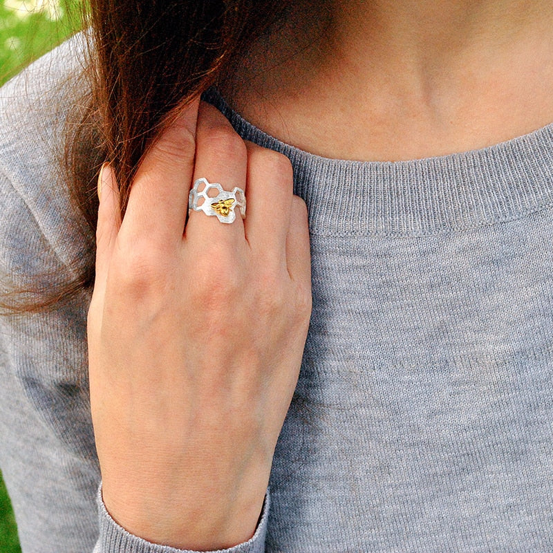 18K Vergoldeter Waben Ring Offen Kleine Bienen Schmuck