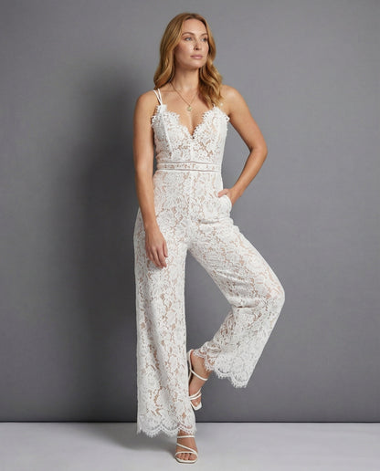 Damen Jumpsuit Elegante Spitze Tiefdekolleté Weites Bein - BerlinGlamour