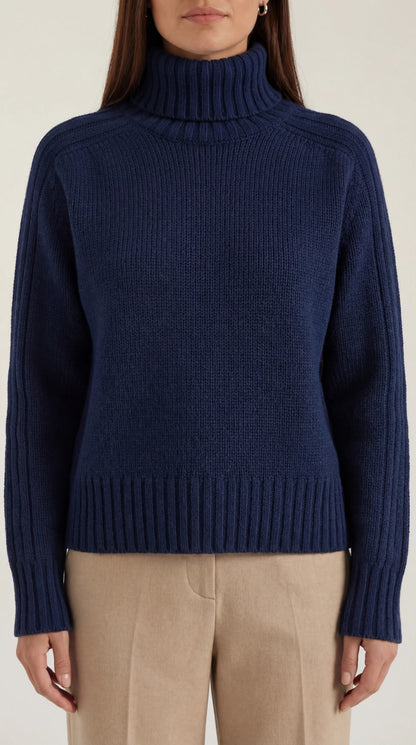 Marineblau