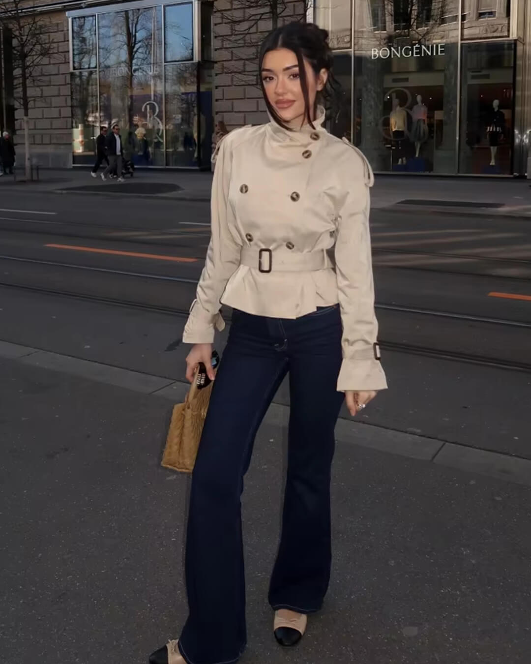 Klassischer Damen Trenchcoat Kurz Schnitt