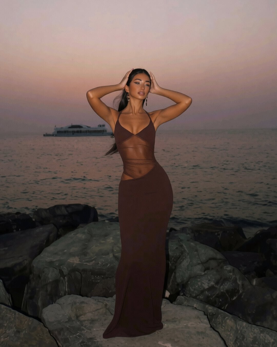 Elegantes Maxikleid mit Mesh Details und V-Ausschnitt