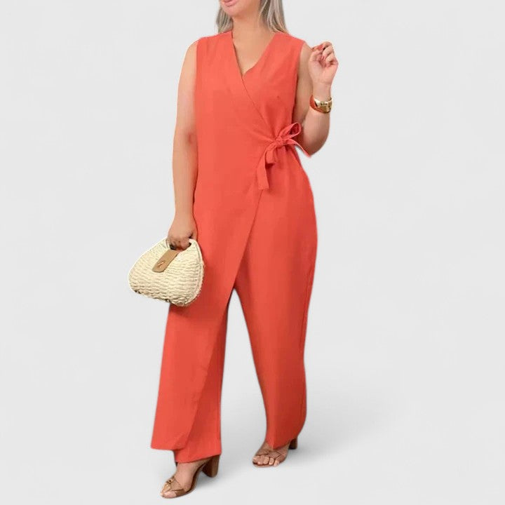 Damen Jumpsuit Ärmellos Wickeloptik mit Gürtel - BerlinGlamour