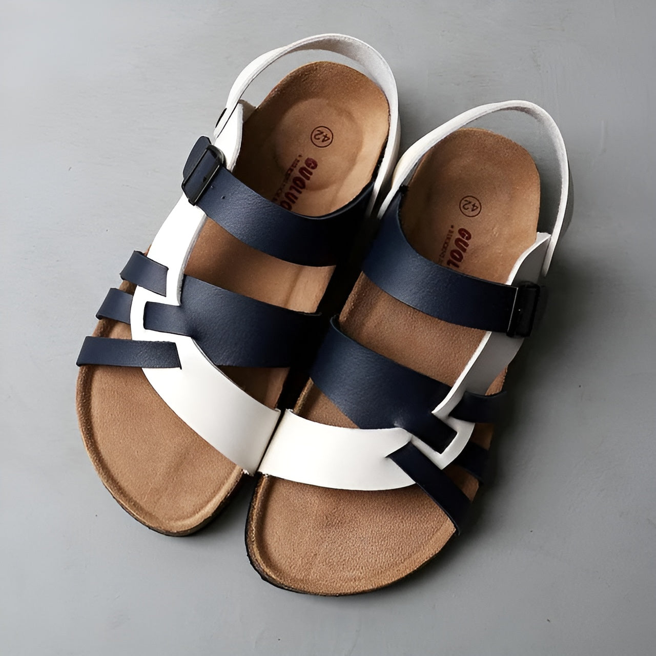 Herren-Sandalen: Elegant, bequem und orthopädisch für den Alltag