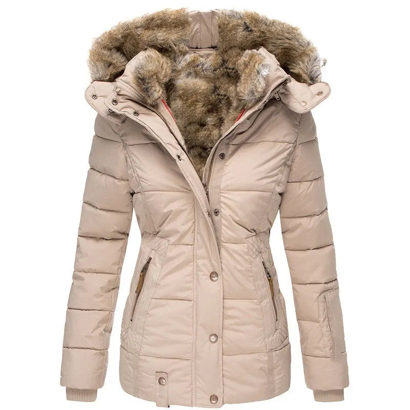 FrostLuxe Parka in Beige – taillierte Damen Winterjacke
