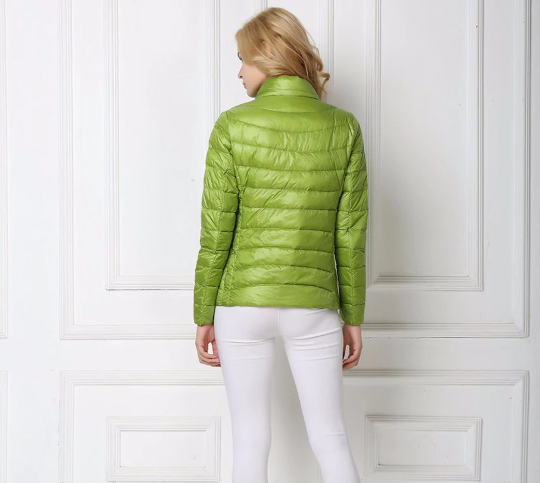 Leichte Daunenjacke Urban Style Damen - BerlinGlamour