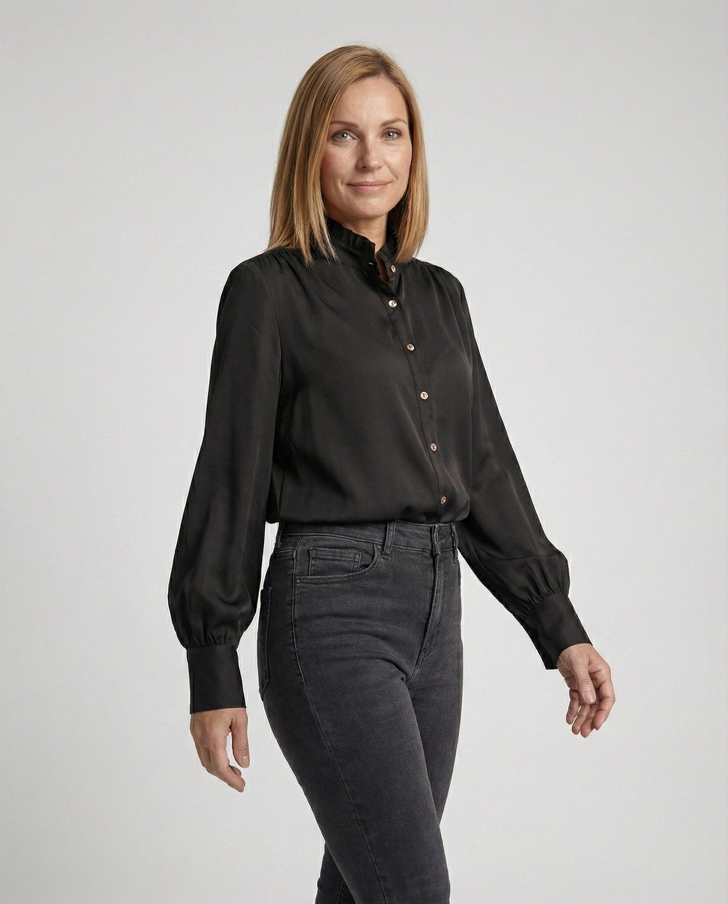 Elegante Damenbluse Rüschenkragen Blumenmuster