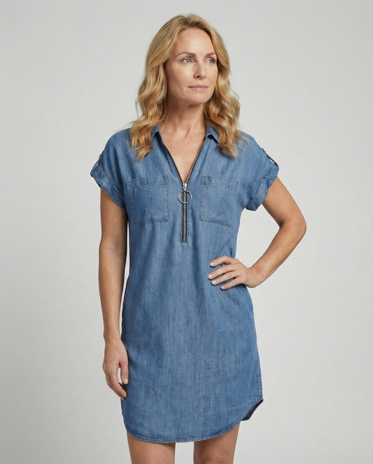 Frauen Jeanskleid mit Reißverschluss Modern - BerlinGlamour