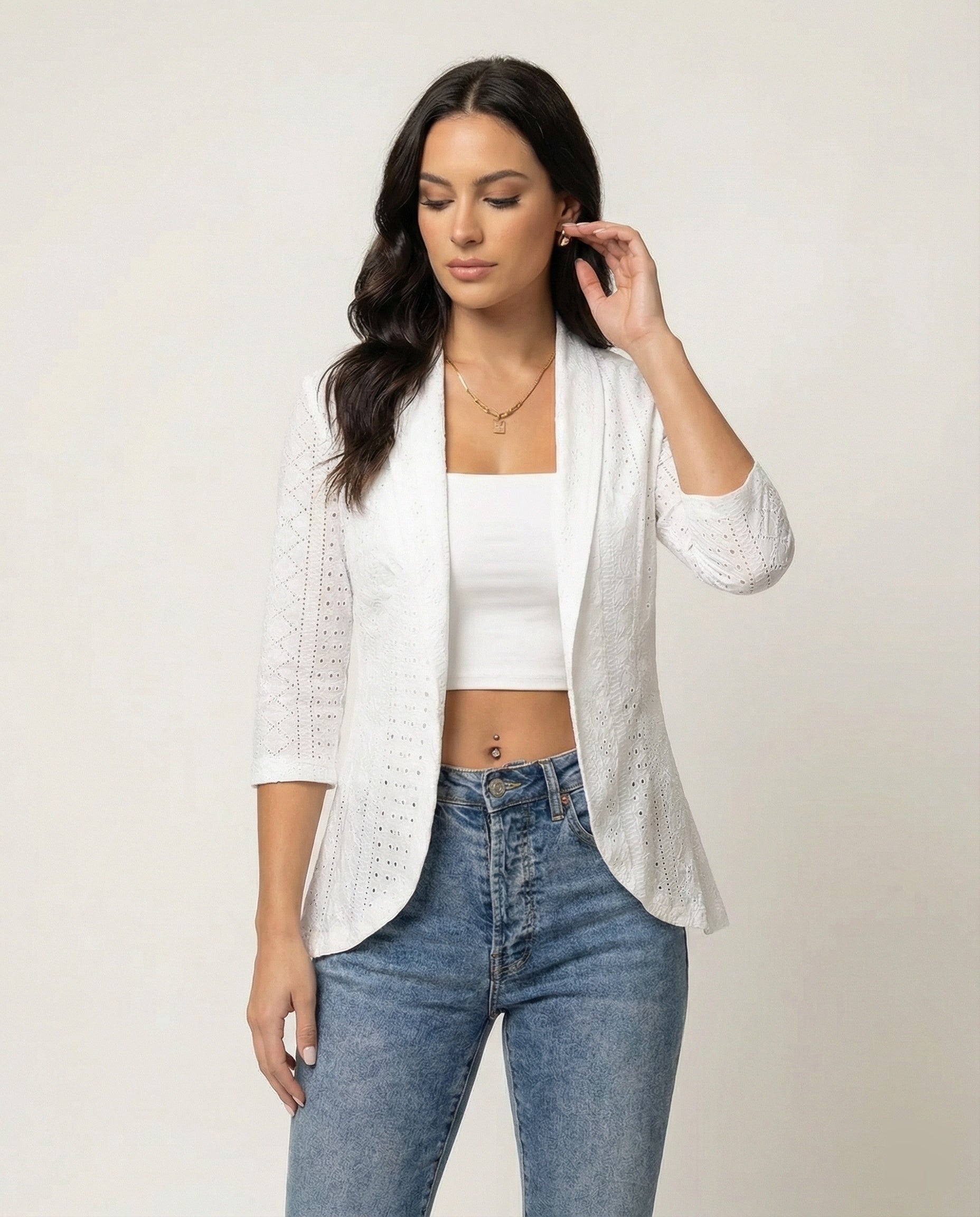 Damen Blazerjacke Elegant Tailliert Mit Lochmuster - BerlinGlamour