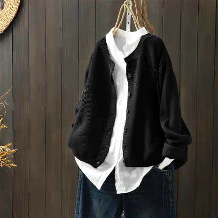 Emil: Weiche Strickjacke aus Pullover