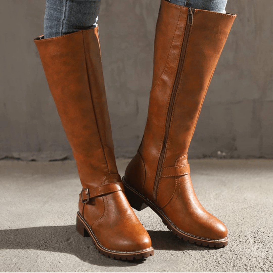Beatrice – Hohe Stiefel:  Setzen Sie Ihre Beine perfekt in Szene