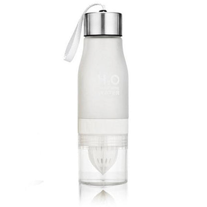 Wasserflasche mit Frucht-Infuser Durchsichtig - BerlinGlamour